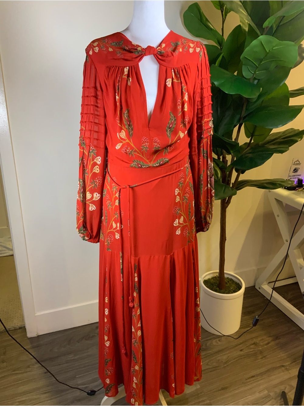 FARM Rio Red Floral-Embroidered Maxi Dress - Picture 2 of 16